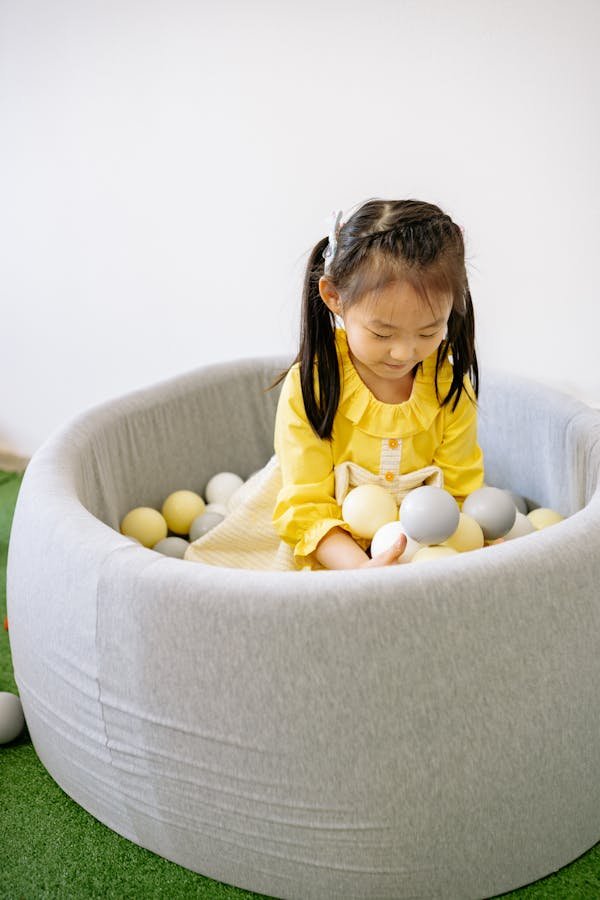 Ma première piscine à balle : le jeu sûr et stimulant pour bébé